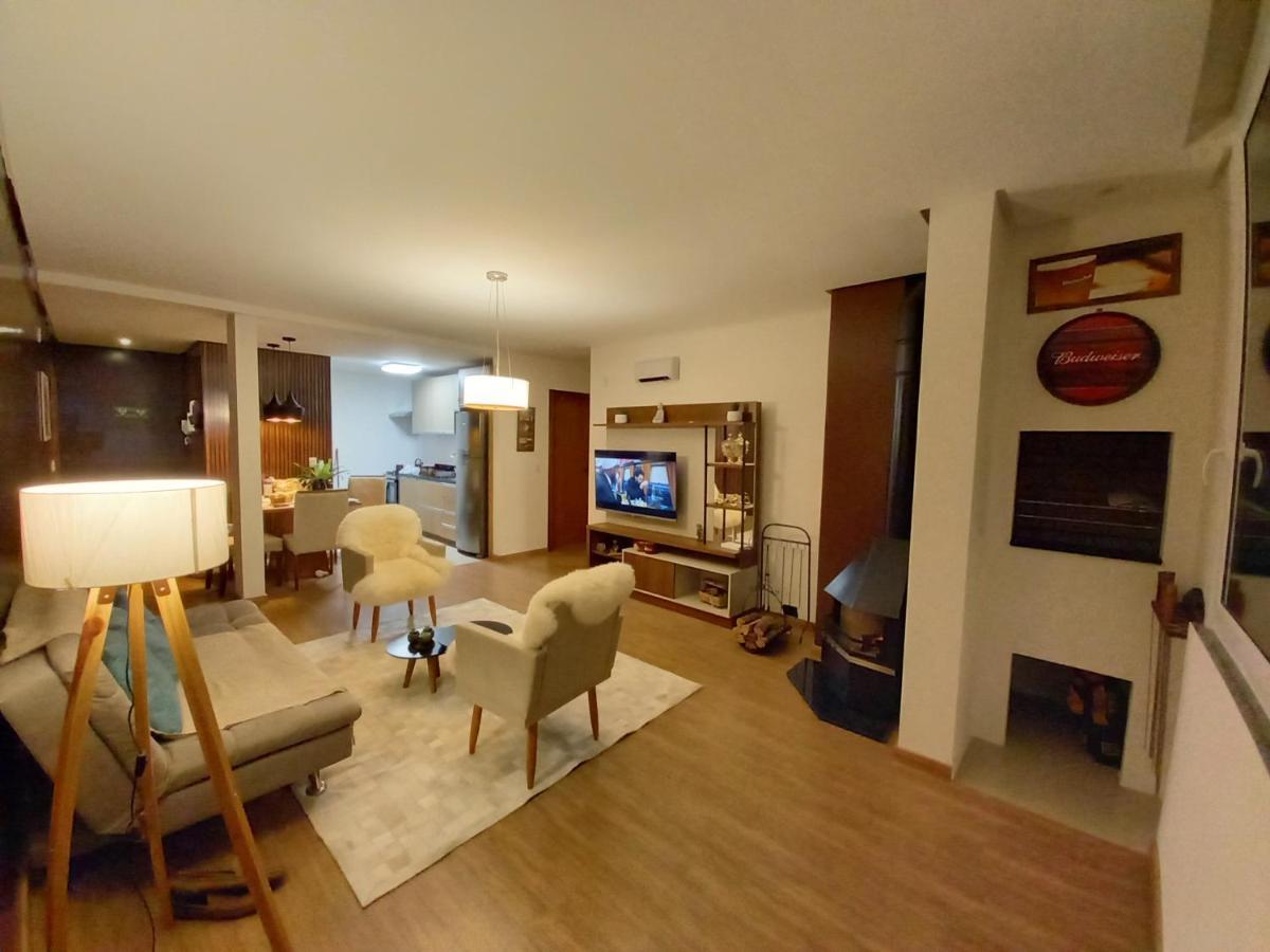 Gramado - Apartamento Aconchegante Com Lareira E Churrasqueira Buitenkant foto
