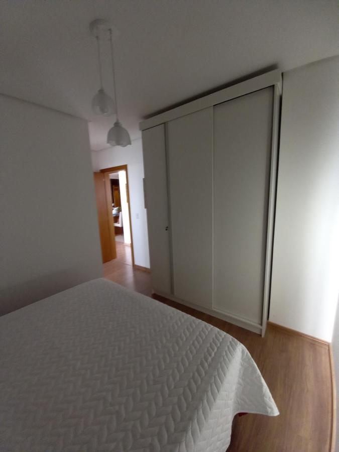 Gramado - Apartamento Aconchegante Com Lareira E Churrasqueira Buitenkant foto