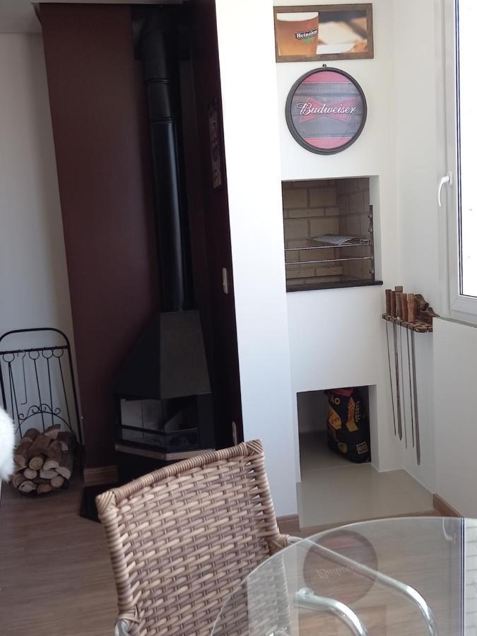 Gramado - Apartamento Aconchegante Com Lareira E Churrasqueira Buitenkant foto